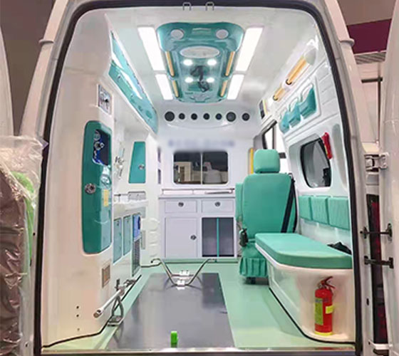 阿瓦提县车辆内部展示